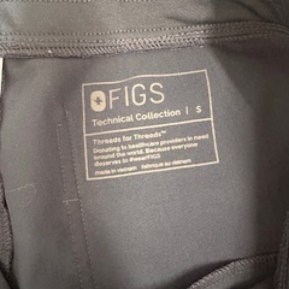 Figs zamora jogger scrub pants and scrub top in Dark Harbor - Picture 2 of 4